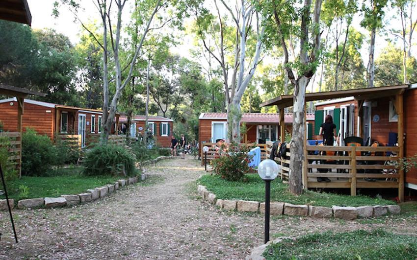 Camping Villaggio L'Ultima Spiaggia Бари Сардо Екстериор снимка